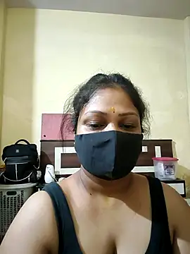 Snapshot of SluttySonam chatting on 15, 4, 2026 SluttySonam online show from 15, 4, 2026