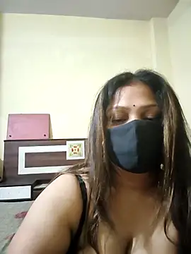 Snapshot of SluttySonam chatting on 25, 4, 2026 SluttySonam online show from 25, 4, 2026