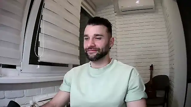 DaddySlava online show from 5, 4, 2026