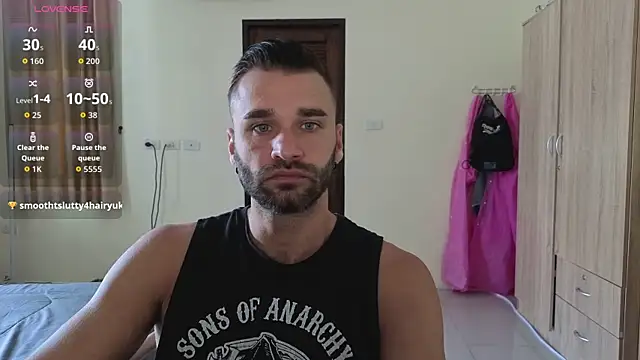Snapshot of DaddySlava chatting on 4, 8, 2026 DaddySlava online show from 4, 8, 2026