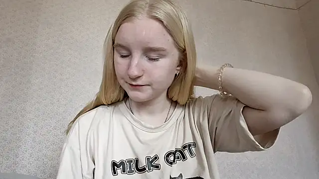 Snapshot of ForwentSeat chatting on 14, 4, 2026 ForwentSeat online show from 14, 4, 2026