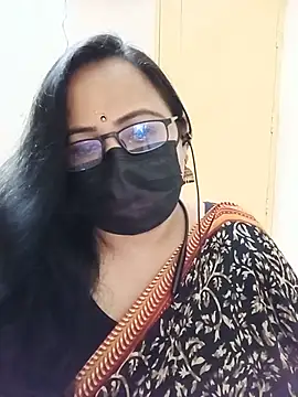 monisha cam online show from 18, 6, 2026