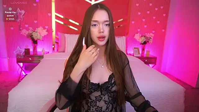 LunarDolly online show from 21, 7, 2026