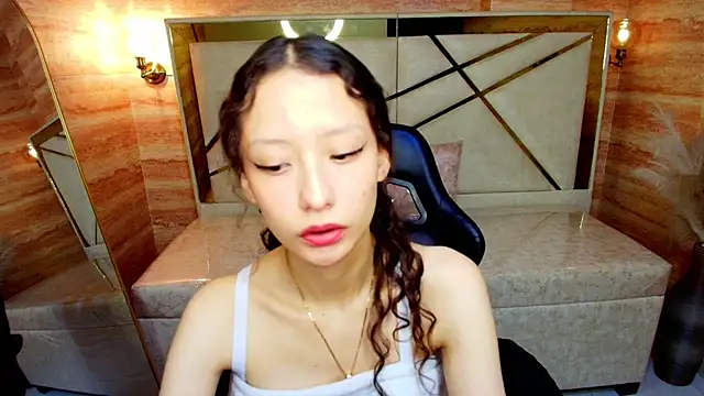 Snapshot of abby__r chatting on 16, 4, 2026 abby r online show from 16, 4, 2026