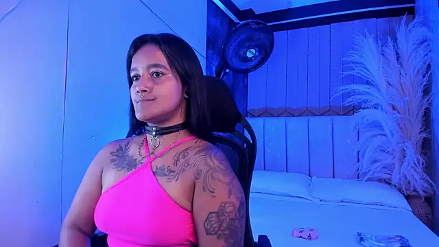 LexiAdamss online show from 8, 4, 2026