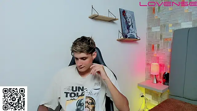 Snapshot of flaquito___ chatting on 7, 5, 2026 flaquito online show from 7, 5, 2026