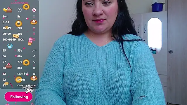 Snapshot of Demy_spicy chatting on 3, 6, 2026 Demy spicy online show from 3, 6, 2026