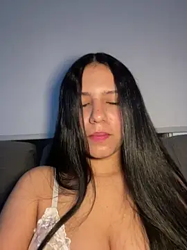 IsabelaRivers online show from 12, 4, 2026
