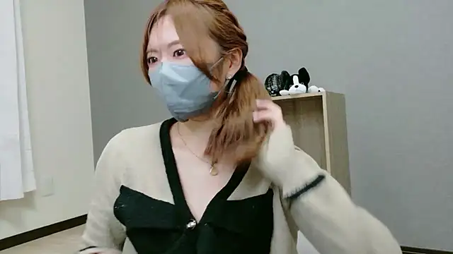 YUA 0425 online show from 28, 4, 2026