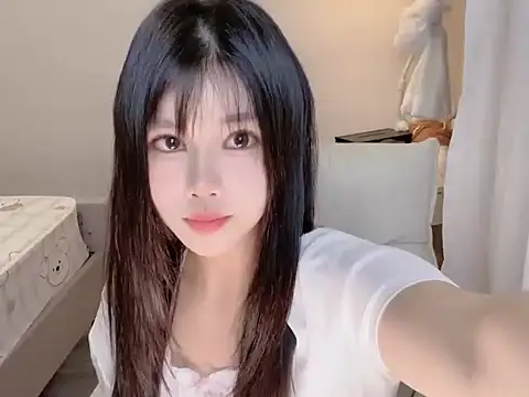 Snapshot of chenchen373 chatting on 25, 5, 2026 chenchen373 online show from 25, 5, 2026