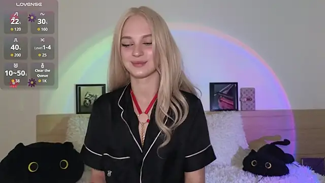 Snapshot of AstridRos chatting on 24, 4, 2026 AstridRos online show from 24, 4, 2026