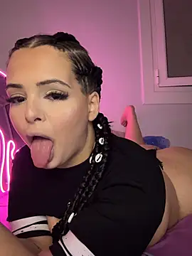 MiaKittyx0 online show from 14, 7, 2026