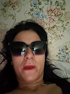 Snapshot of sara_41 chatting on 5, 4, 2026 sara 41 online show from 5, 4, 2026