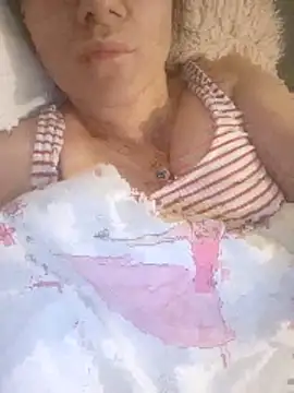 Snapshot of sara_41 chatting on 15, 4, 2026 sara 41 online show from 15, 4, 2026