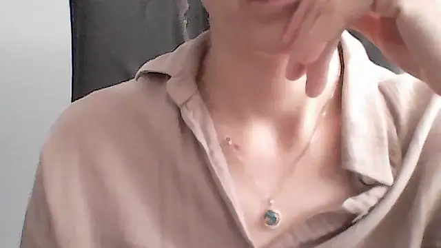 Snapshot of sara_41 chatting on 16, 4, 2026 sara 41 online show from 16, 4, 2026