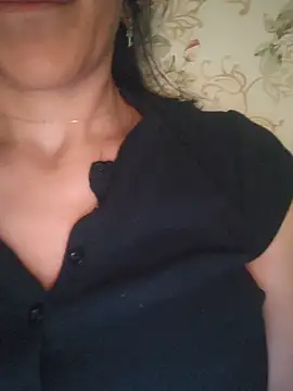 Snapshot of sara_41 chatting on 17, 6, 2026 sara 41 online show from 17, 6, 2026