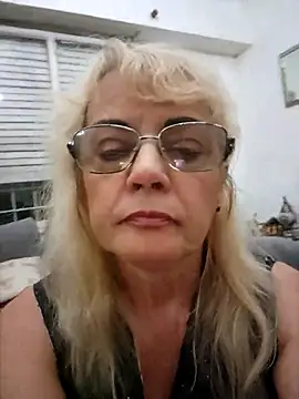 Snapshot of MatureElegantWidow chatting on 15, 4, 2026 MatureElegantWidow online show from 15, 4, 2026
