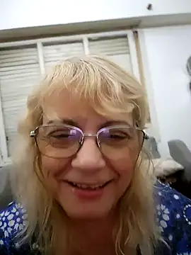 Snapshot of MatureElegantWidow chatting on 1, 5, 2026 MatureElegantWidow online show from 1, 5, 2026