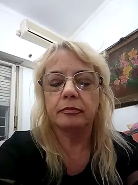 Snapshot of MatureElegantWidow chatting on 2, 5, 2026 MatureElegantWidow online show from 2, 5, 2026