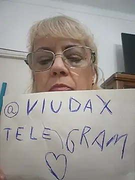 Snapshot of MatureElegantWidow chatting on 17, 5, 2026 MatureElegantWidow online show from 17, 5, 2026