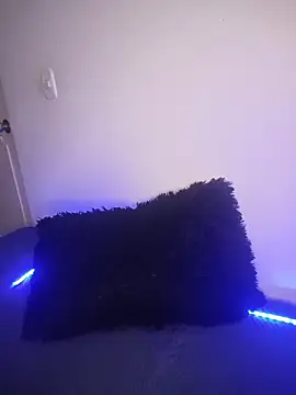 Mia Flamee online show from 14, 4, 2026