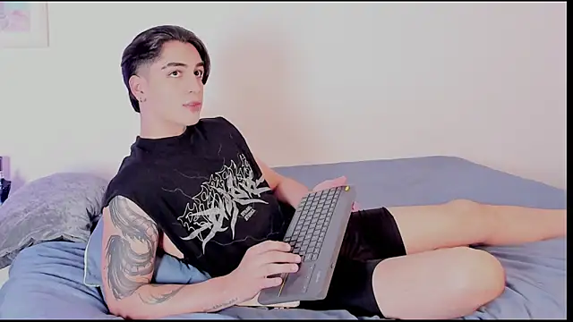 Thiago angel online show from 14, 6, 2026