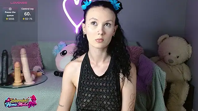 Bea doll online show from 18, 6, 2026