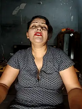 Snapshot of Riyashrma001 chatting on 28, 4, 2026 Riyashrma001 online show from 28, 4, 2026