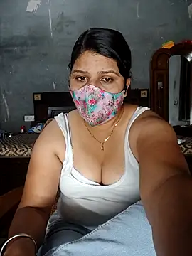Snapshot of Riyashrma001 chatting on 2, 5, 2026 Riyashrma001 online show from 2, 5, 2026
