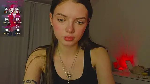 Snapshot of lillly_meow_ chatting on 13, 4, 2026 lillly meow online show from 13, 4, 2026