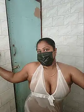 Snapshot of Romantic_Woman chatting on 22, 7, 2026 Romantic Woman online show from 22, 7, 2026