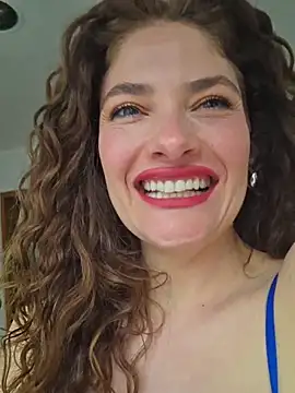 Snapshot of CelineBoyer_ chatting on 13, 5, 2026 CelineBoyer online show from 13, 5, 2026