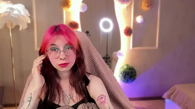 Snapshot of Alice_Nyx chatting on 8, 4, 2026 Alice Nyx online show from 8, 4, 2026