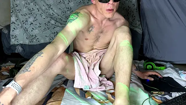 Snapshot of Lulituns chatting on 4, 4, 2026 Lulituns online show from 4, 4, 2026