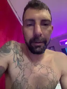 Snapshot of tubeton chatting on 4, 4, 2026 tubeton online show from 4, 4, 2026