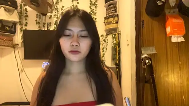 GlindaDejardin online show from 7, 4, 2026