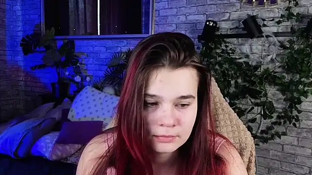 Snapshot of Kacey_Love chatting on 7, 5, 2026 Kacey Love online show from 7, 5, 2026
