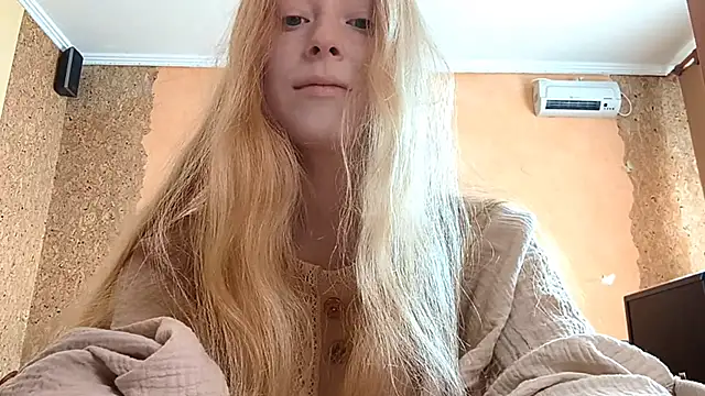 KateVibe 01 online show from 13, 5, 2026