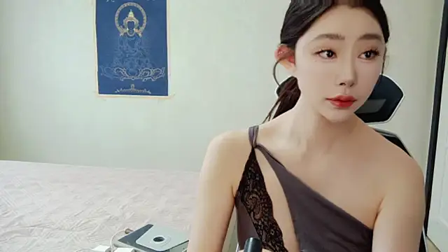 Snapshot of 12eio chatting on 10, 4, 2026 12eio online show from 10, 4, 2026