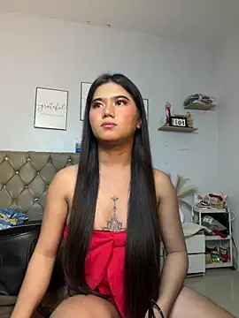 Snapshot of JassmineLove chatting on 17, 4, 2026 JassmineLove online show from 17, 4, 2026