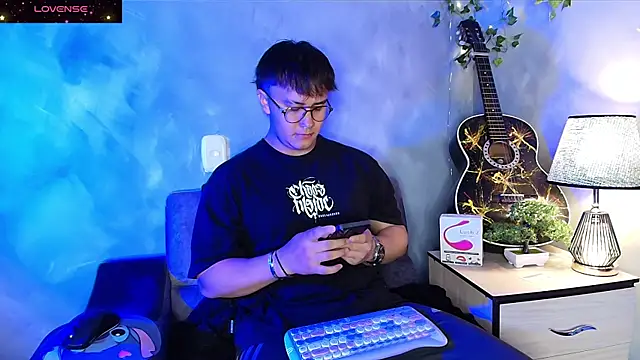 owen xxx online show from 6, 4, 2026