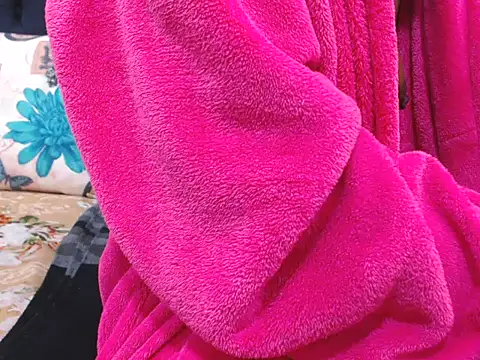 ChocolateClitt online show from 7, 4, 2026