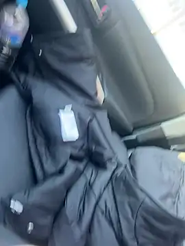 Snapshot of granainojoven chatting on 14, 4, 2026 granainojoven online show from 14, 4, 2026