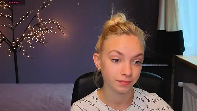 Snapshot of SonnySofia chatting on 27, 5, 2026 SonnySofia online show from 27, 5, 2026