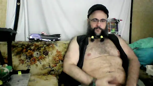 BriTheTopBear online show from 2, 7, 2026