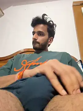 aadibuttplug online show from 13, 5, 2026