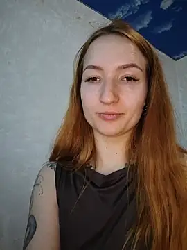 Snapshot of LeonaFox chatting on 15, 5, 2026 LeonaFox online show from 15, 5, 2026