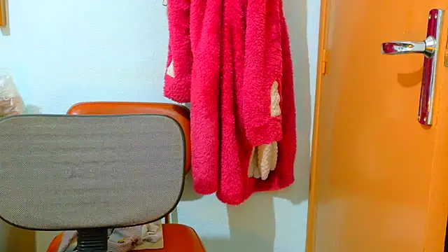 MojaditPussy online show from 13, 4, 2026