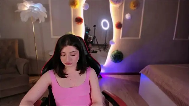 Jasmine Pete online show from 8, 4, 2026