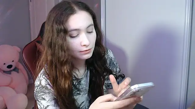 Snapshot of solitudebby chatting on 17, 5, 2026 solitudebby online show from 17, 5, 2026